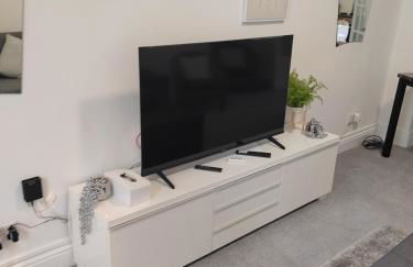 Modern 2 bed house sleeps 6 - Photo 31