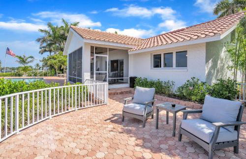 Paradise with a pool, pier and private beach area - Foto 16