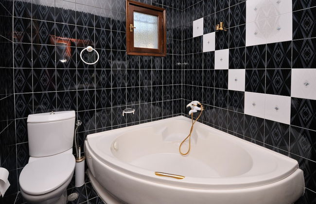 Family Maisonette with Pool near Beach - Foto 24