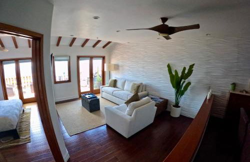 Hillside villa w ocean views, pool & hot tub - Foto 6