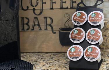 2 mins to Downtown Atlantic Ave-3 mins to Beach-600mbps-BBQ-Fenced Yard - Foto 16