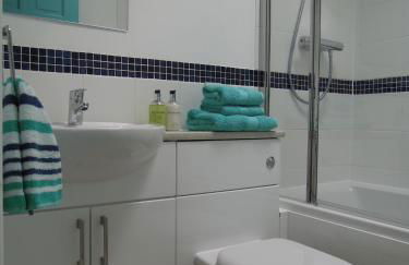 Pretty Victorian Cottage - Photo 18