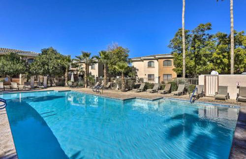 Families and Dogs Welcome! Phoenix Condo with Pool - Foto 23