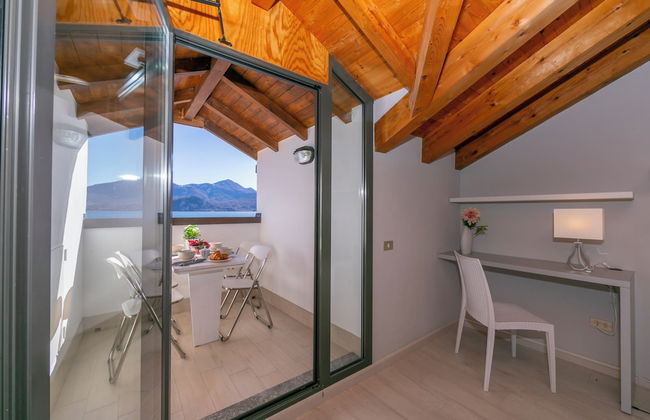 Blu Lake Apartment on Ghiffa Beach - Foto 10