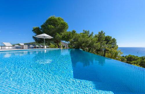Exquisite Ibiza Home I Jaw Dropping Sea Views I Casa Blanca Jondal I 4 Bedrooms I Gym I Outdoor Kitchen I San Jose - Foto 3