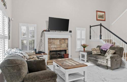 New to Vrbo Jefferson Poolside Escape w pool - Foto 12