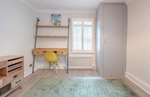 Stylish 3-floor 3bed home with garden near river - Foto 65