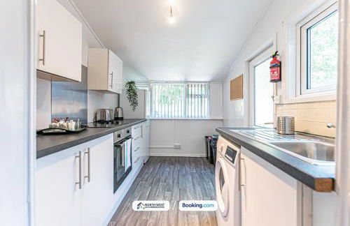 Spacious 3 BR House in PR6 Free Parking & WiFi Sleeps 6 - Foto 3