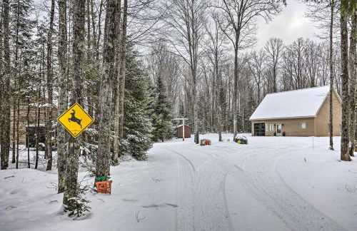 Phelps Cabin on 26 Acres with Fire Pit! - Foto 3