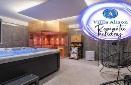 Villa Alison Deluxe Junior with private spa and heated swimming pool - Foto 30