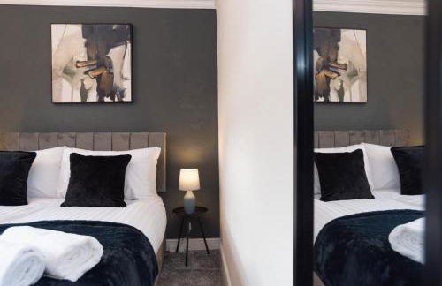 Dawley ProStay – Parking + Fast WiFi - Photo 16