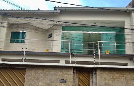 House with four suites with pool and garage - Foto 6