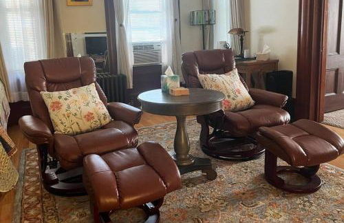 Falls Farmstead 1865 Ellis House Cozy and Comfy Apt #1 - Foto 33