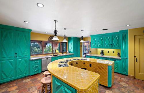 Skyline and Bay Views Spanish Villa Pool and Hot Tub - Foto 35