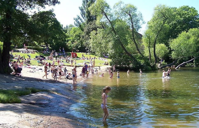 Large, Stylish Apartment in Central Stockholm - Photo 6
