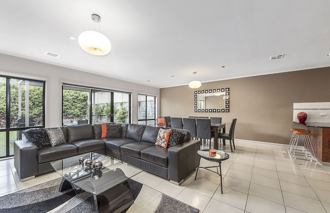 MG Delux Apartment - Photo 7