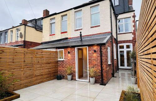 Windsor Coastal Retreat Whitley Bay Sleeps 9 - Foto 20