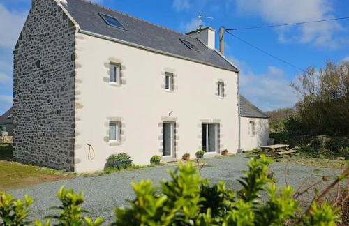Maison néo bretonne rénovée à 2mn à pied d'une jolie plage - Foto 2