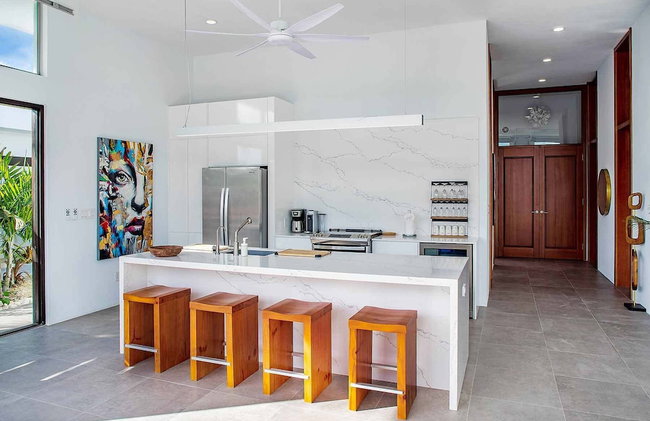 Oceanside Vacation Villa with Private Pool and Resort Amenities v10 - Foto 6