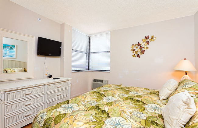 Lovers Key Beach Club - Photo 2