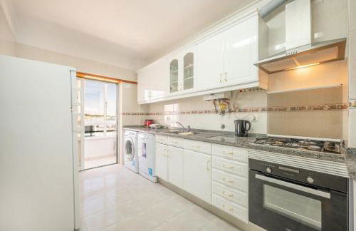 GuestReady - Caparica Beach Lover's Dream - Foto 3