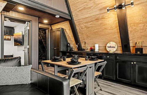 Modern A-Frame Cabin with Breathtaking Views of the Smoky Mountains, Perfect for Families or Groups - Foto 53
