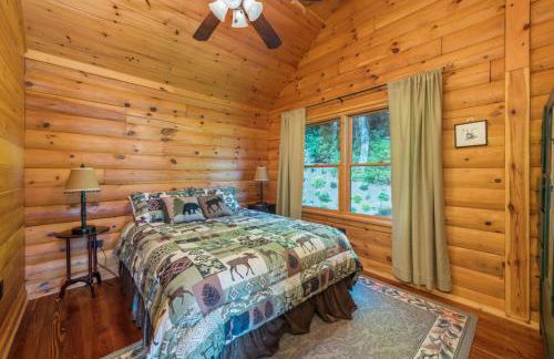 Above the Clouds Log Cabin, Hot Tub & Views! - Photo 21