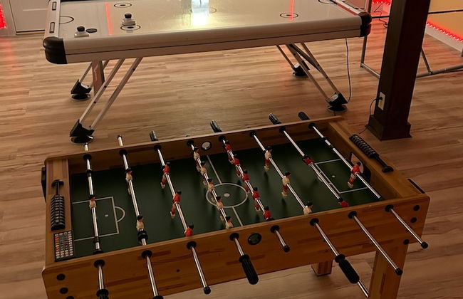 Mansion w 10 Bedrooms Pool and Theater - Foto 45