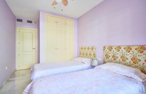 Beach & Golf Design Apartment Marbella - Photo 38