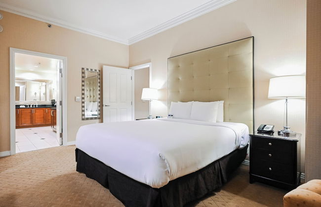 StripViewSuites at Signature - Foto 66