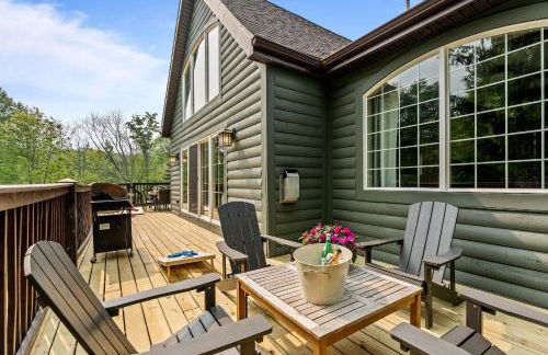 Gorgeous 5 Bdr with Hot Tub - Walk to Holi-Mont! - Foto 32