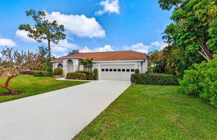 Private Pool Pond Views Bonus Lounge in Gated Naples Community Drive to Dining Sand - Foto 42
