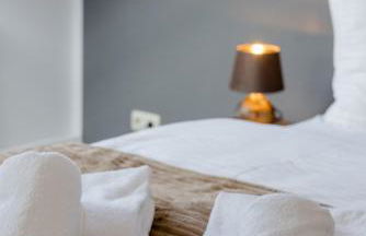 UNiQE I 100qm I 2 Schlafzimmer I Nähe Messe - Foto 4