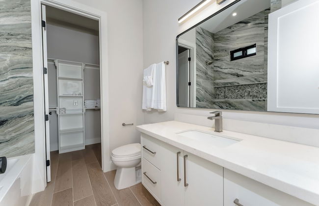 Spacious Bay - Photo 74