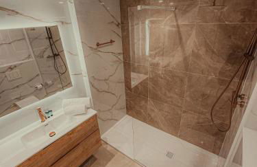 Luz y Mar Barcelona - Foto 13