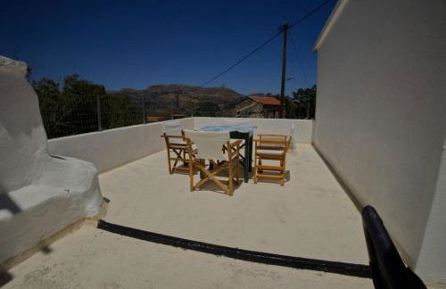 Sofia Mountain Getaway - Photo 26