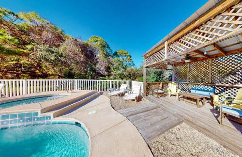 Dog & wedding-friendly home with private pool bikes & beach gear - Foto 2