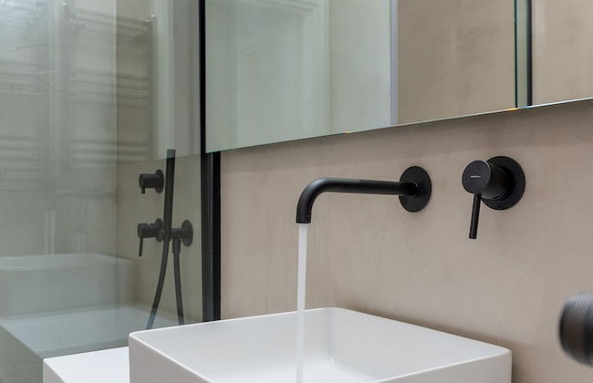 Sunny & Luxurious Penthouse with Terrace - Foto 39