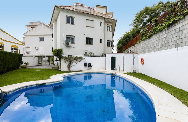 Real del Tivoli Two Rooms and Parking free - Photo 1