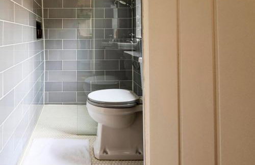 Cosy 2BD Cottage in Oxfordshire - Near Daylesford! - Photo 16