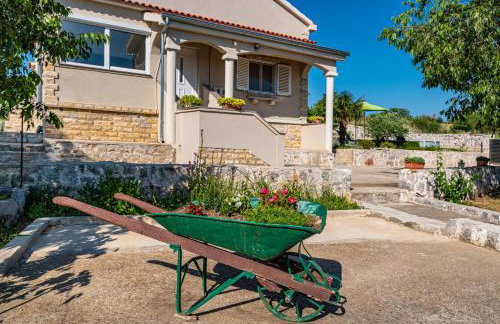 Holiday home Ante with beautiful private garden - Photo 28