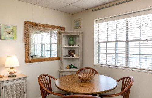 Buried Treasure by Silver Sands Vacation Rentals - Photo 14