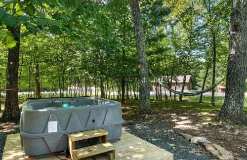 The Black Forest Chalet - Hot Tub, Hiking, Kayak - Foto 20