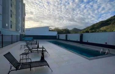 Apartamento novo região central de Ubatuba, com churrasqueira e varanda, 2 vagas - Residencial Jathy - Foto 3