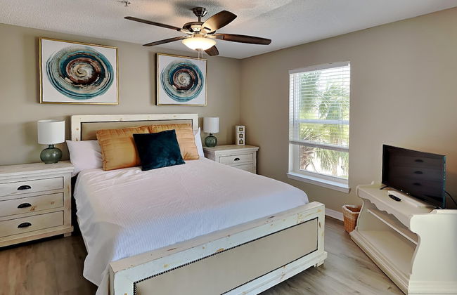 Gulf Island by SVR - Photo 5