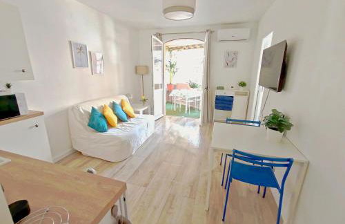 Appartement 2 pièces avec Balcon, Clim et Parking au Port de Hyères - Foto 4