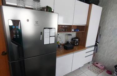 Imóvel inteiro aconchegante, perto de tudo! - Foto 12