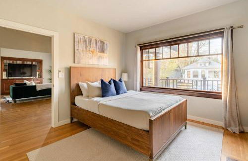 Stay Portland - Well-Preserved Quintessential 1922 Craftsman - Photo 9