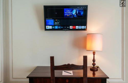 Palazzo Rossi, Historic Boutique Home in Marche - Foto 50