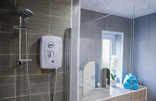 Group-Friendly 4-Bedroom-Guests 7-Ideal for Contractors Stay - Foto 27